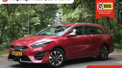 Rood Gebruikt 2022 Kia Ceed Stationwagen | € 22.800 (Goede deal)