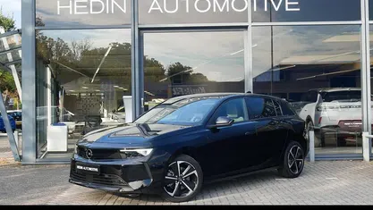 Nieuw Opel Astra Business Edition 145 PK (106 kW) 2025 Zwart Hatchback