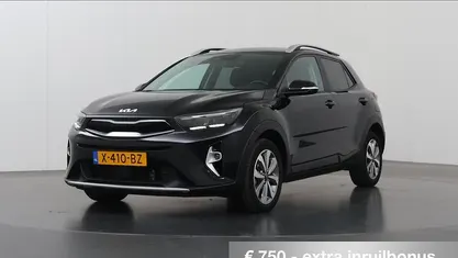 Occasion Kia Stonic 101 PK (74 kW) 2023 Zwart SUV