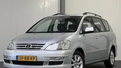 Grijs (metallic) Gebruikt 2005 Toyota Avensis Verso Sol MPV | € 6.445 (Eerlijke prijs)