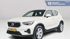Wit Gebruikt 2023 Volvo XC40 Core SUV | € 36.995 (Eerlijke prijs)