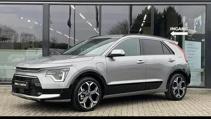 Occasion 2025 Kia Niro SUV | € 35.945 (Eerlijke prijs)