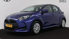Blauw Gebruikt 2021 Toyota Yaris Hybrid Active Hatchback | € 18.745 (Eerlijke prijs)
