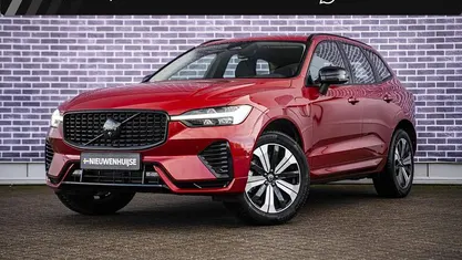 Occasion Volvo XC60 Plus 350 PK (257 kW) 2025 Rood SUV