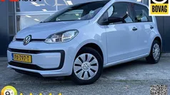 Wit Gebruikt 2017 VW up! take up! Hatchback | € 6.945 (Eerlijke prijs)