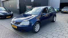 Blauw Gebruikt 2007 VW Golf V Comfortline Hatchback | € 2.999 (Eerlijke prijs)