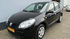 Gebruikt 2009 Dacia Sandero Ambiance Hatchback | € 4.250 (Eerlijke prijs)