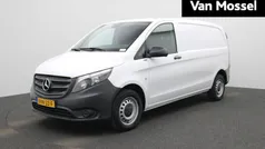 Wit Gebruikt 2023 Mercedes Vito MPV | € 26.900 (Eerlijke prijs)