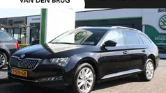 Zwart Gebruikt 2023 Skoda Superb Business Line Stationwagen | € 30.845 (Goede deal)