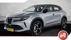 Grijs Nieuw 2025 Alfa Romeo Junior Edizione Speciale SUV | € 37.195 (Eerlijke prijs)