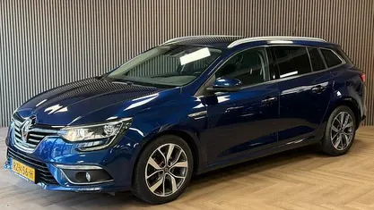 Blauw Occasion 2018 Renault Mégane GrandTour Bose Edition Stationwagen | € 9.995 (Goede deal)