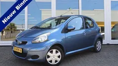 Blauw Gebruikt 2009 Toyota Aygo Comfort Hatchback | € 5.250 (Eerlijke prijs)