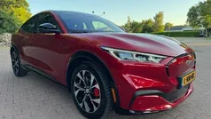 Gebruikt 2021 Ford Mustang Mach-E SUV | € 29.900 (Eerlijke prijs)