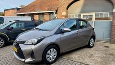Gebruikt 2016 Toyota Yaris Hatchback | € 12.500 (Eerlijke prijs)