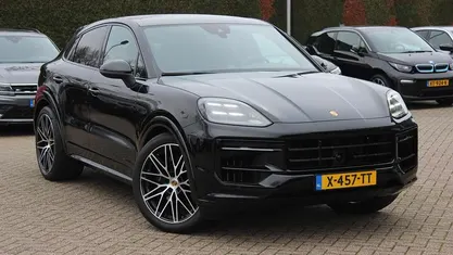 Occasion 2024 Porsche Cayenne SUV | € 109.950 (Super prijs)