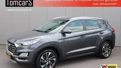 Grijs, metallic lak Gebruikt 2020 Hyundai Tucson Premium SUV | € 22.750 (Eerlijke prijs)