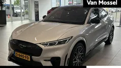 Wit Gebruikt 2023 Ford Mustang Mach-E GT SUV | € 49.900 (Eerlijke prijs)