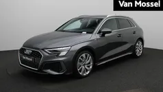 Grijs Gebruikt 2024 Audi A3 Sportback S-Line Hatchback | € 35.900 (Eerlijke prijs)