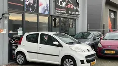 Wit Gebruikt 2010 Peugeot 107 Urban Move Hatchback | € 3.550 (Eerlijke prijs)