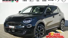 Zwart Nieuw 2025 Fiat 600 La Prima SUV | € 32.900 (Eerlijke prijs)