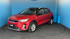 Gebruikt 2021 Kia Stonic SUV | € 17.600 (Eerlijke prijs)