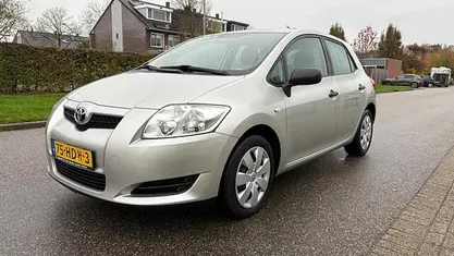 Grijs Gebruikt 2008 Toyota Auris Terra Hatchback | € 3.950 (Super prijs)