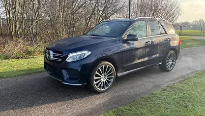 Blauw (metallic) Gebruikt 2015 Mercedes GLE350 AMG Van | € 24.500 (Goede deal)