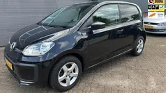 Zwart Gebruikt 2018 VW up! move up! Hatchback | € 8.750 (Eerlijke prijs)