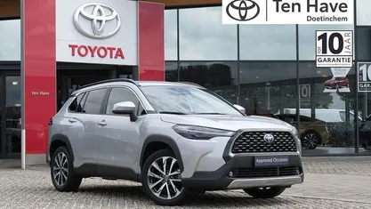 Grijs Occasion 2024 Toyota Corolla Cross Limited SUV | € 34.900 (Goede deal)
