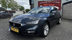 Grijs Gebruikt 2021 Seat Leon Style Hatchback | € 13.950 (Eerlijke prijs)