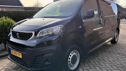 Occasion 2018 Peugeot Expert Premium Van | € 10.950 (Goede deal)