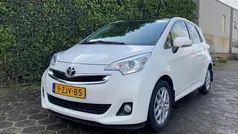 Gebruikt 2015 Toyota Verso-S Trend MPV | € 9.950 (Super prijs)