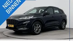 Zwart Gebruikt 2023 Ford Kuga ST-Line SUV | € 29.900 (Eerlijke prijs)