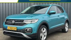 Groen Gebruikt 2021 VW T-Cross Style SUV | € 20.435 (Eerlijke prijs)