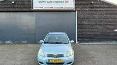 Blauw Gebruikt 2004 Toyota Yaris Sol Hatchback | € 2.245 (Eerlijke prijs)