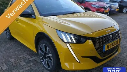 Occasion 2022 Peugeot e-208 GT Hatchback | € 15.999 (Eerlijke prijs)