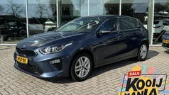 (cb7) cosmo blue m Gebruikt 2020 Kia Ceed Hatchback | € 21.745 (Eerlijke prijs)