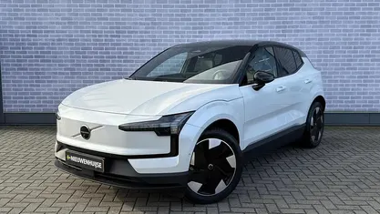 Wit Occasion 2024 Volvo EX30 Ultra SUV | € 35.399 (Eerlijke prijs)