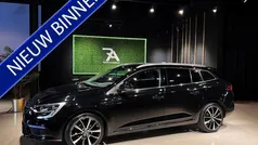 Zwart, metallic lak Gebruikt 2016 Renault Mégane GrandTour Zen Stationwagen | € 9.450 (Eerlijke prijs)