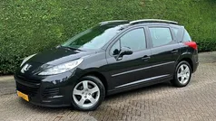 Zwart Gebruikt 2010 Peugeot 207 Stationwagen | € 2.350 (Eerlijke prijs)