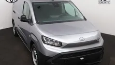 Zilver metallic Nieuw 2024 Toyota Proace City Van | € 32.445 (Eerlijke prijs)