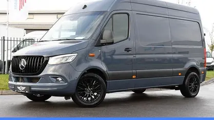 Occasion Mercedes Sprinter AMG 150 PK (110 kW) 2024 Grijs Van