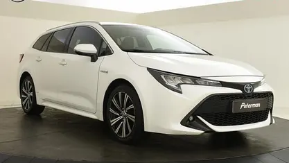 Wit Occasion 2021 Toyota Corolla Stationwagen | € 21.599 (Goede deal)