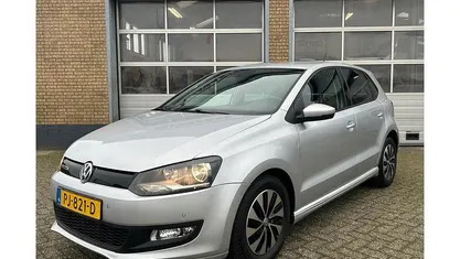 Grijs Gebruikt 2017 VW Polo Edition Hatchback | € 9.925 (Eerlijke prijs)
