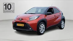 Gebruikt 2022 Toyota Aygo Premium Hatchback | € 20.950 (Eerlijke prijs)