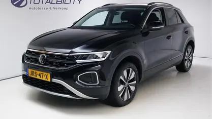 Zwart Gebruikt 2025 VW T-Roc Edition SUV | € 28.900 (Eerlijke prijs)