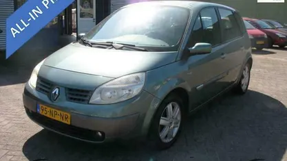 Occasion Renault Scénic II Komfort 113 PK (83 kW) 2004 Groen MPV