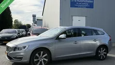 Grijs Gebruikt 2013 Volvo V60 Summum Stationwagen | € 7.999 (Goede deal)
