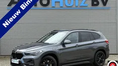 Grijs Gebruikt 2022 BMW X1 Executive SUV | € 28.990 (Eerlijke prijs)