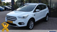 Wit Gebruikt 2018 Ford Kuga Titanium SUV | € 17.940 (Eerlijke prijs)